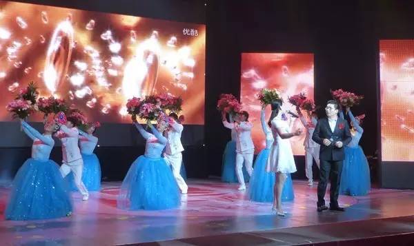 烏海網(wǎng)絡(luò)媒體界巔峰盛會(huì)揭曉 廣播電視節(jié)目制作經(jīng)營(yíng)微信公眾號(hào)獎(jiǎng)項(xiàng)花落誰(shuí)家？